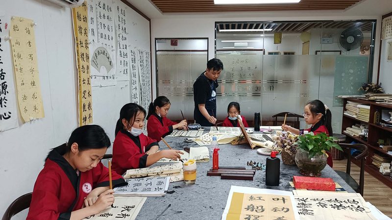 在备考过程中，合理分配时间、提高学习效率至关重要。以下是一些建议：